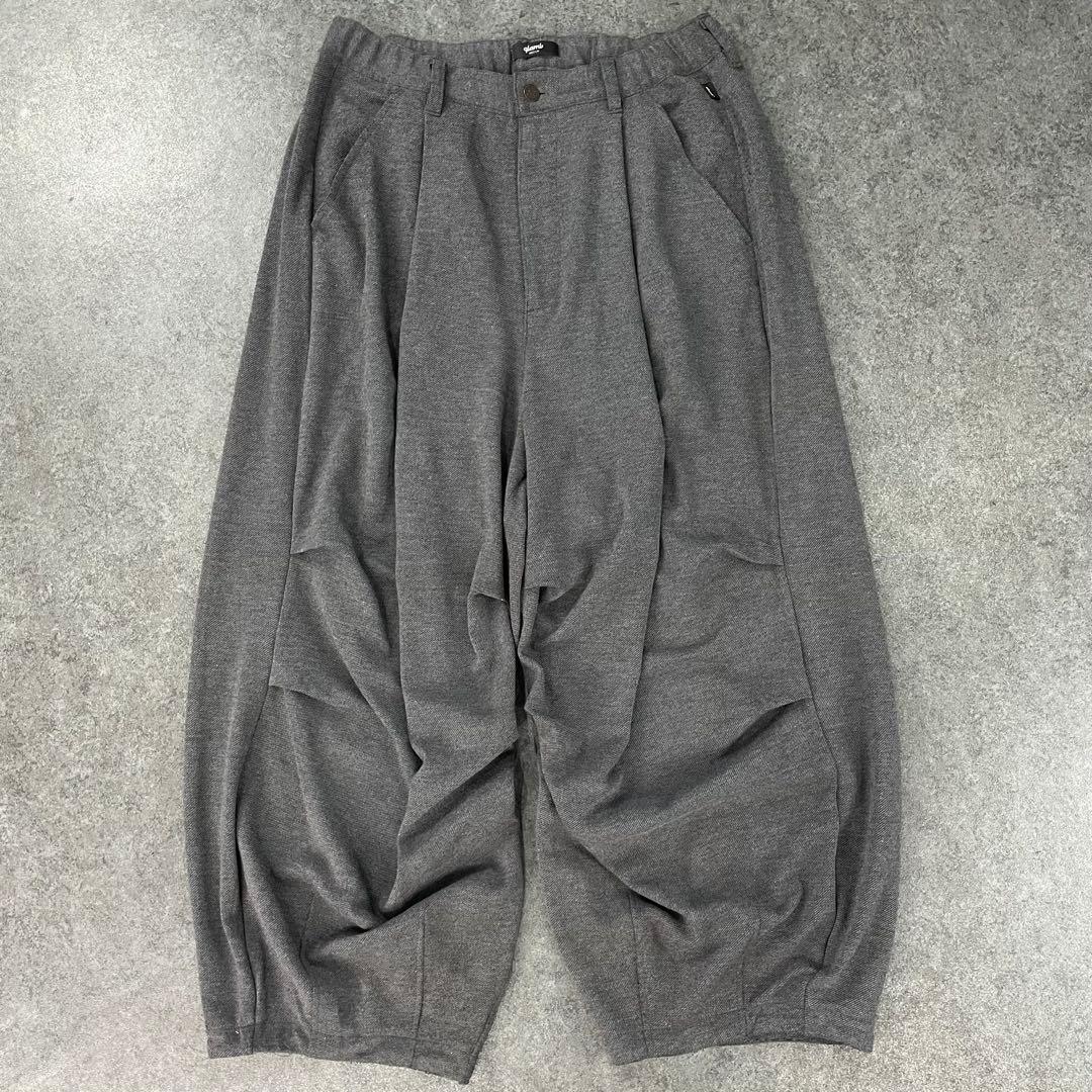 glamb Knee Tuck Pants グラム ニータックパンツ グレー