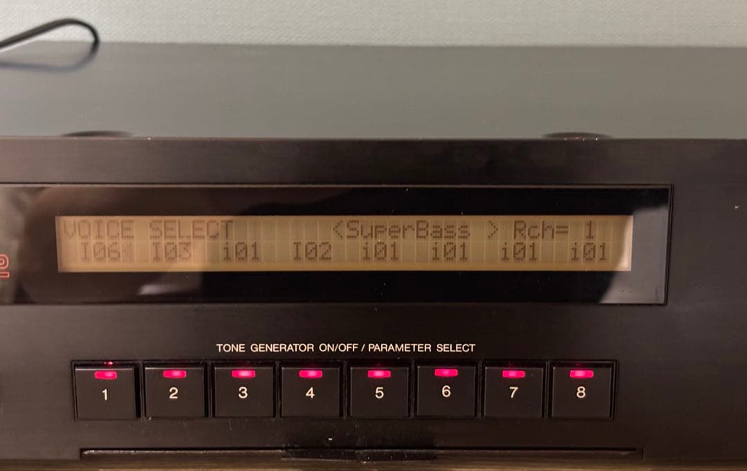 Yamaha TX802 音出し、midiなど動作確認済み、電池をソケット交換