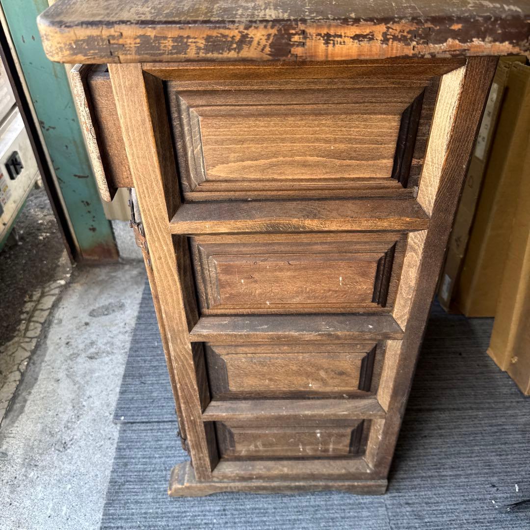 NAVARRO ARGUDO スペイン製　チェスト　キャビネット　アンティーク