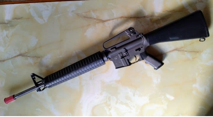 東京マルイ　Ｍ16A2 オートマチック電動エアガン