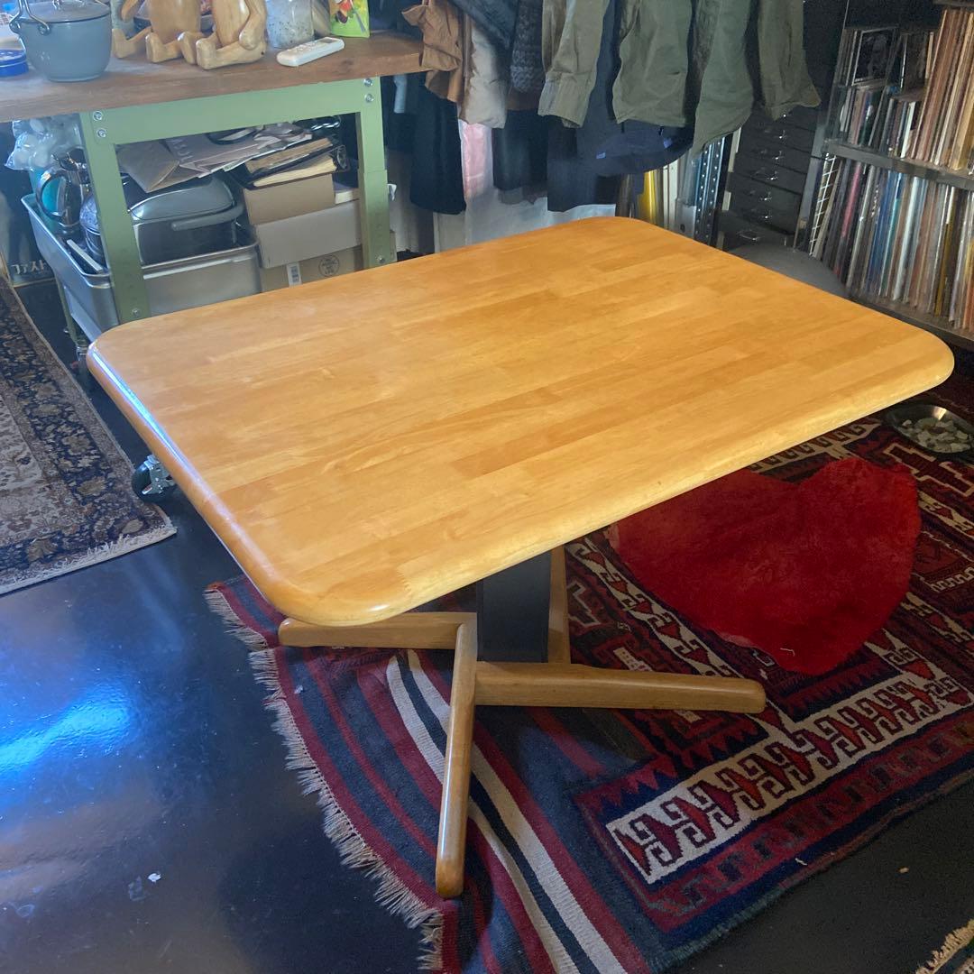 ルル！渋谷区限定送料込み 昇降式ダイニングテーブル
