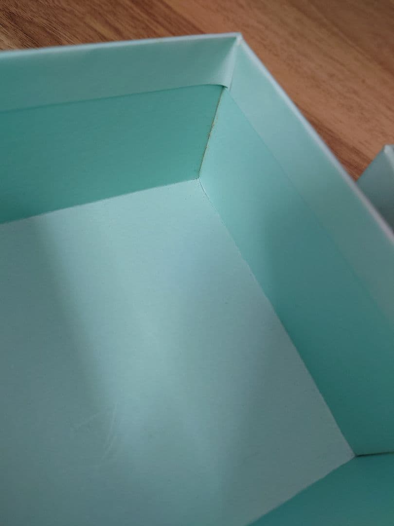 ヒグチユウコ　ホルベインTOOLBOX角缶　タオルハンカチ　　訳ありショルダー…