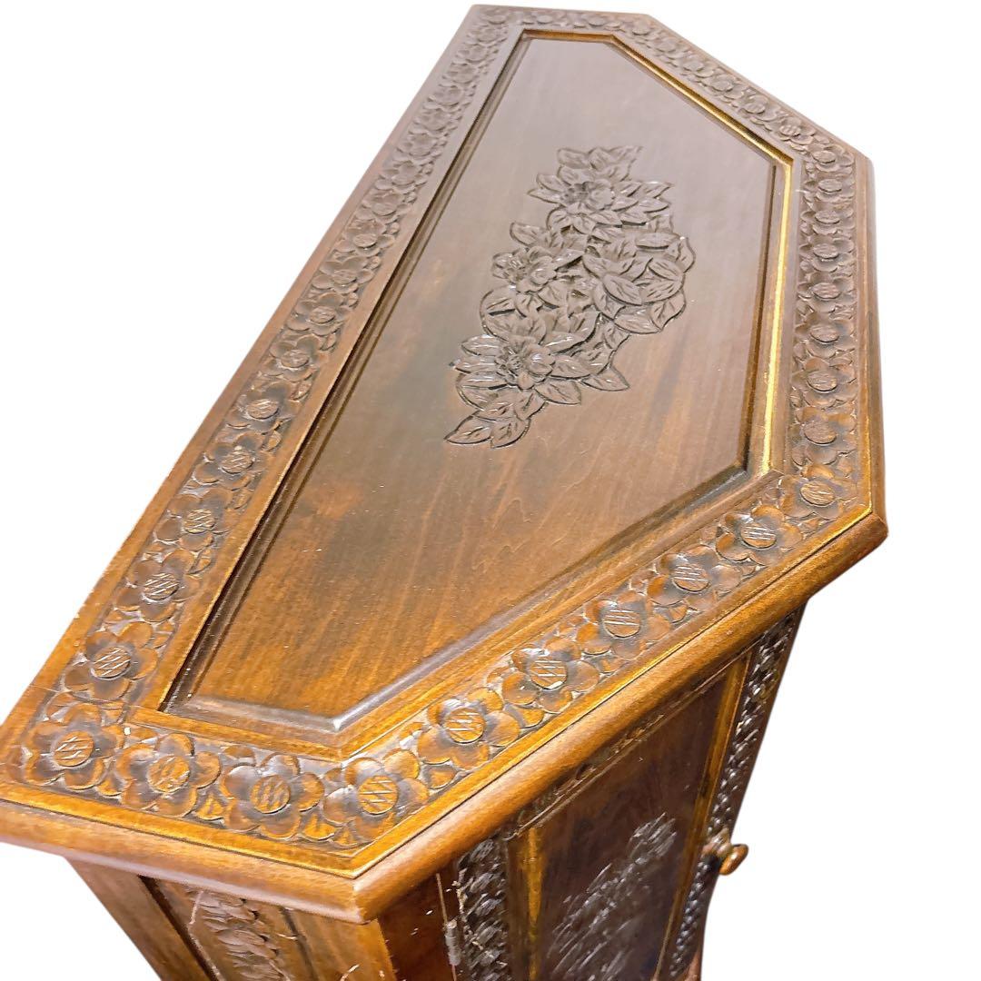 アンティーク　彫刻 チェスト 引き出し 4段 サイドボード キャビネット モダン