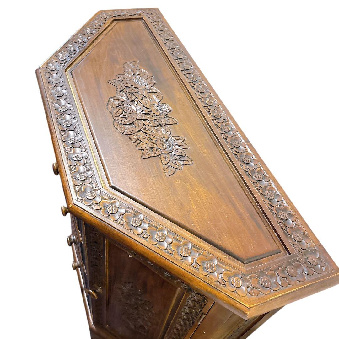 アンティーク　彫刻 チェスト 引き出し 4段 サイドボード キャビネット モダン