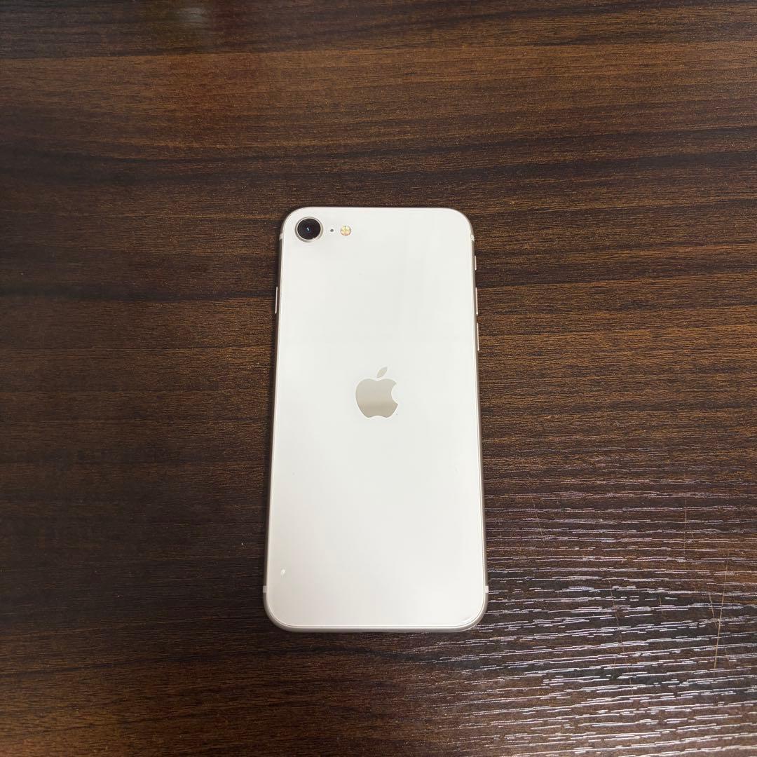 Apple iPhone SE 第3世代 本体 128GB スターライト
