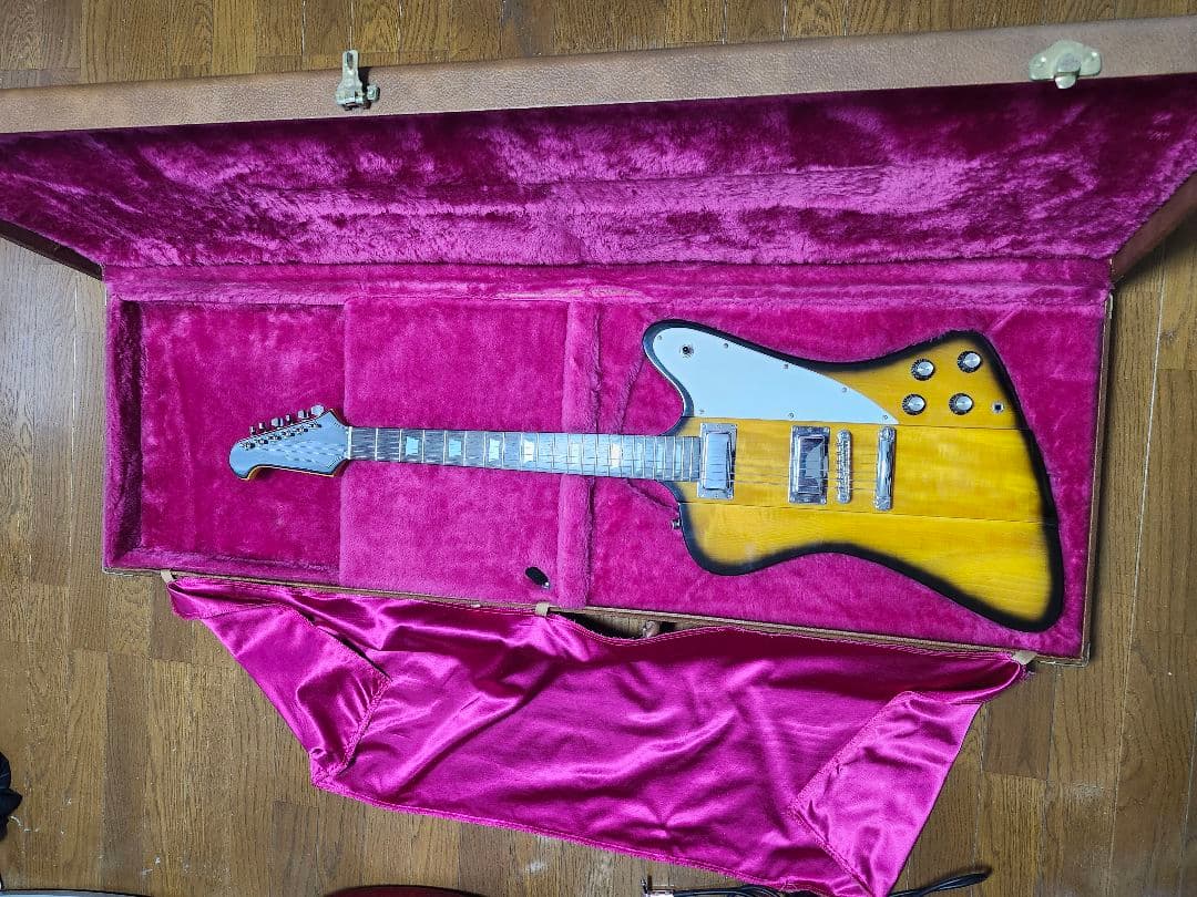 エレキギター ファイヤーバード 「希少」ギブソン ハードケース付