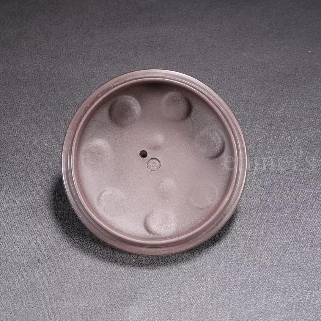 中国古美術・原鉱紫泥荷塘月色紫砂壺・底款：陳鳴遠・紫砂壺・急須・茶壺・茶道・置物