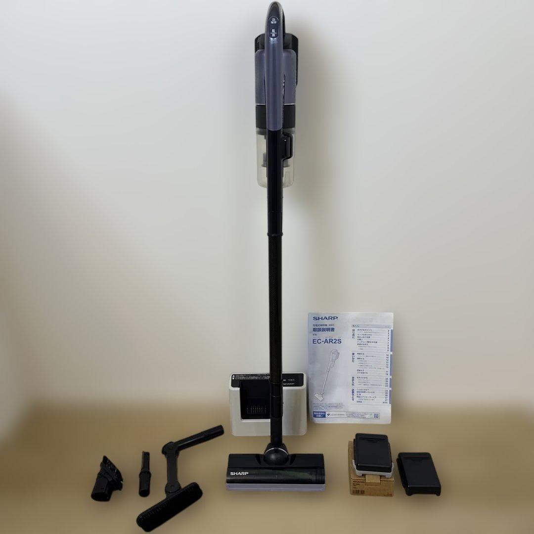 SHARP EC-AR2Sサイクロン掃除機　ラクティブエア 充電池2個