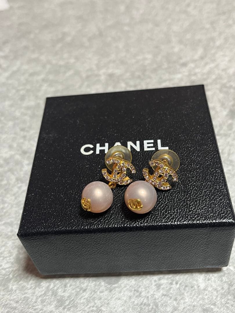 CHANEL ゴールド CCロゴ ピアス