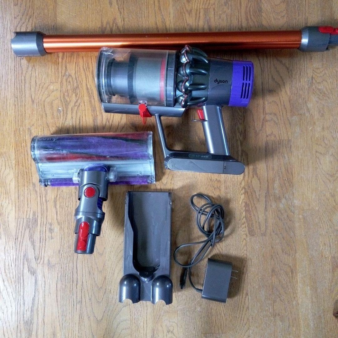 ダイソーSV12コードレスクリーナー　ジャンク品充電可能