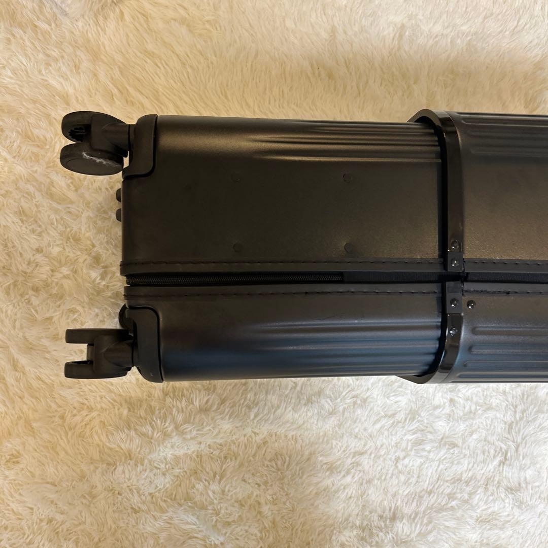 VELO 3段階可変式スーツケース 40〜72リットル　ブラック