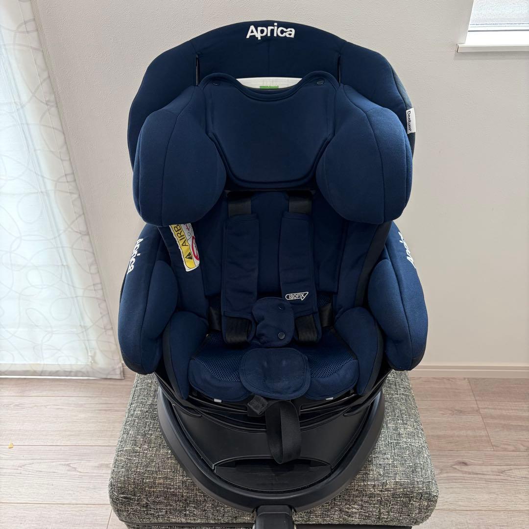 【美品】アップリカ　チャイルドシート　ディアターン プラス ISOFIX AB⭐︎