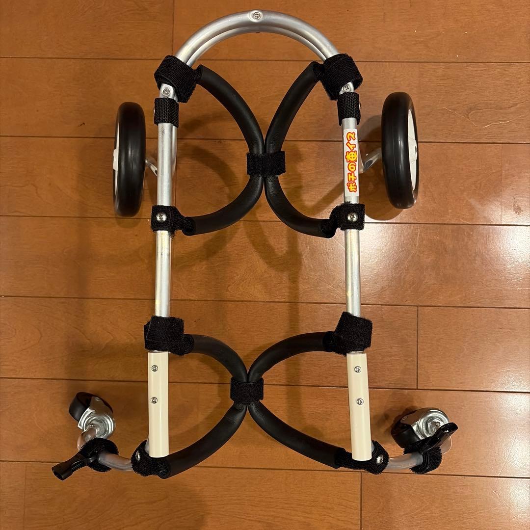 軽量　ポチの車イス　4輪　アルミ製　小型犬