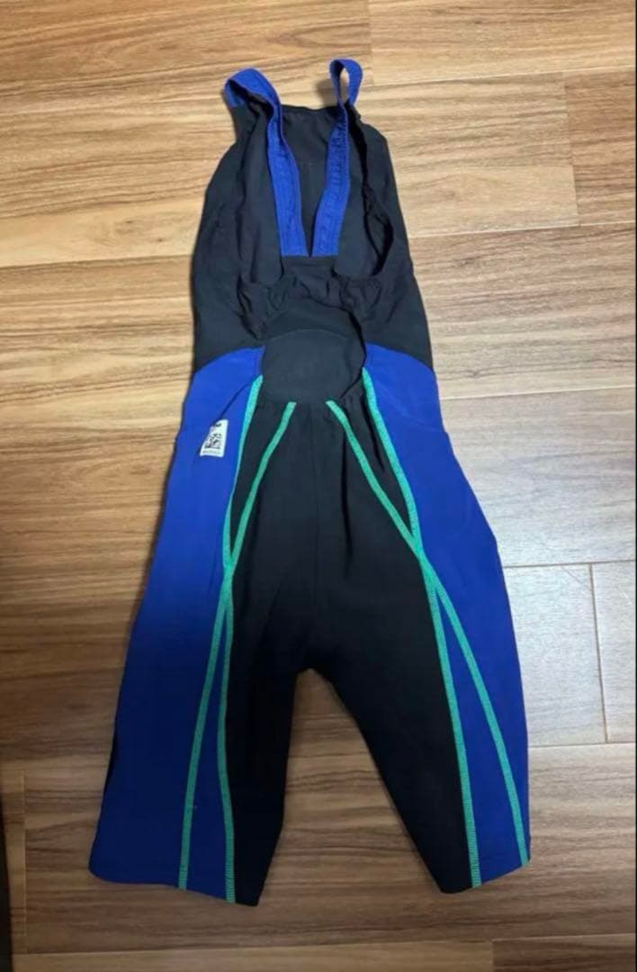 美品　イトマン　競泳用水着　mxa2ハーフスーツ　サイズ→S