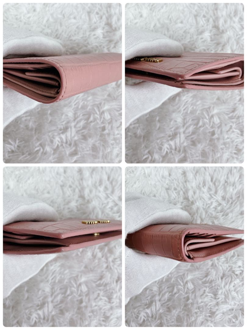 未使用級✨FRID搭載✨付属品付き　ミュウミュウ 折り財布　クロコ型押し ピンク