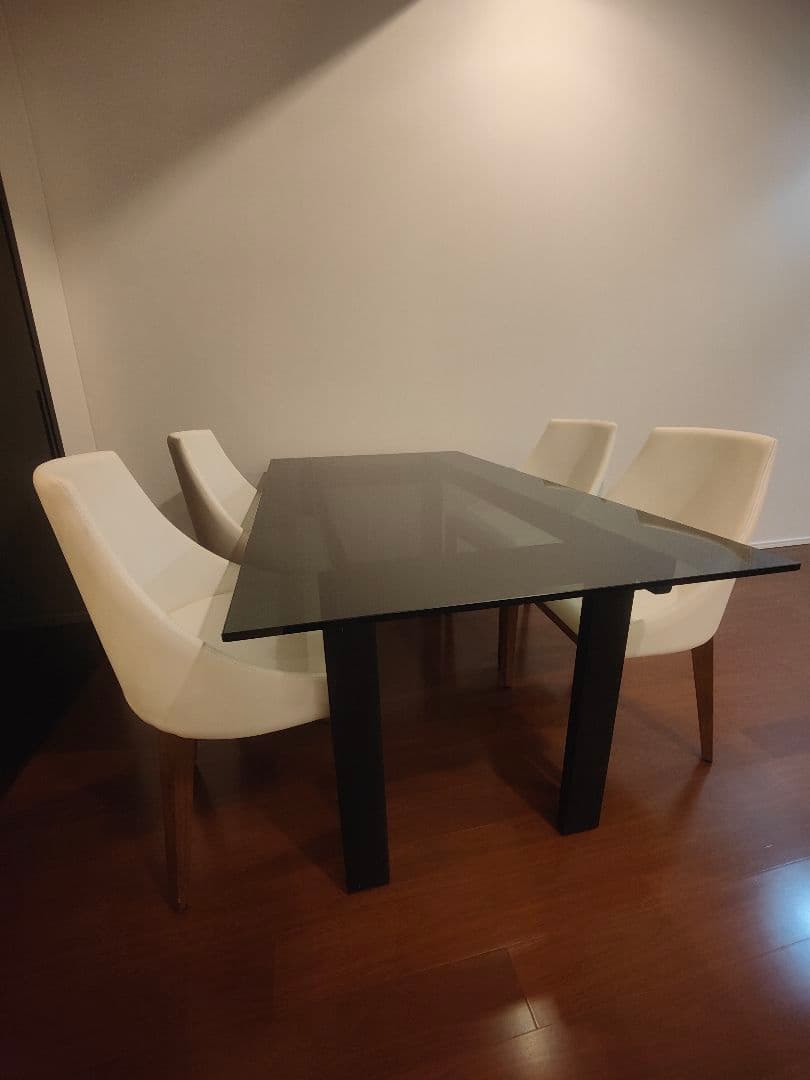 カッシーナ BLOOM 高級 ダイニングテーブル リビングテーブル ガラス天板