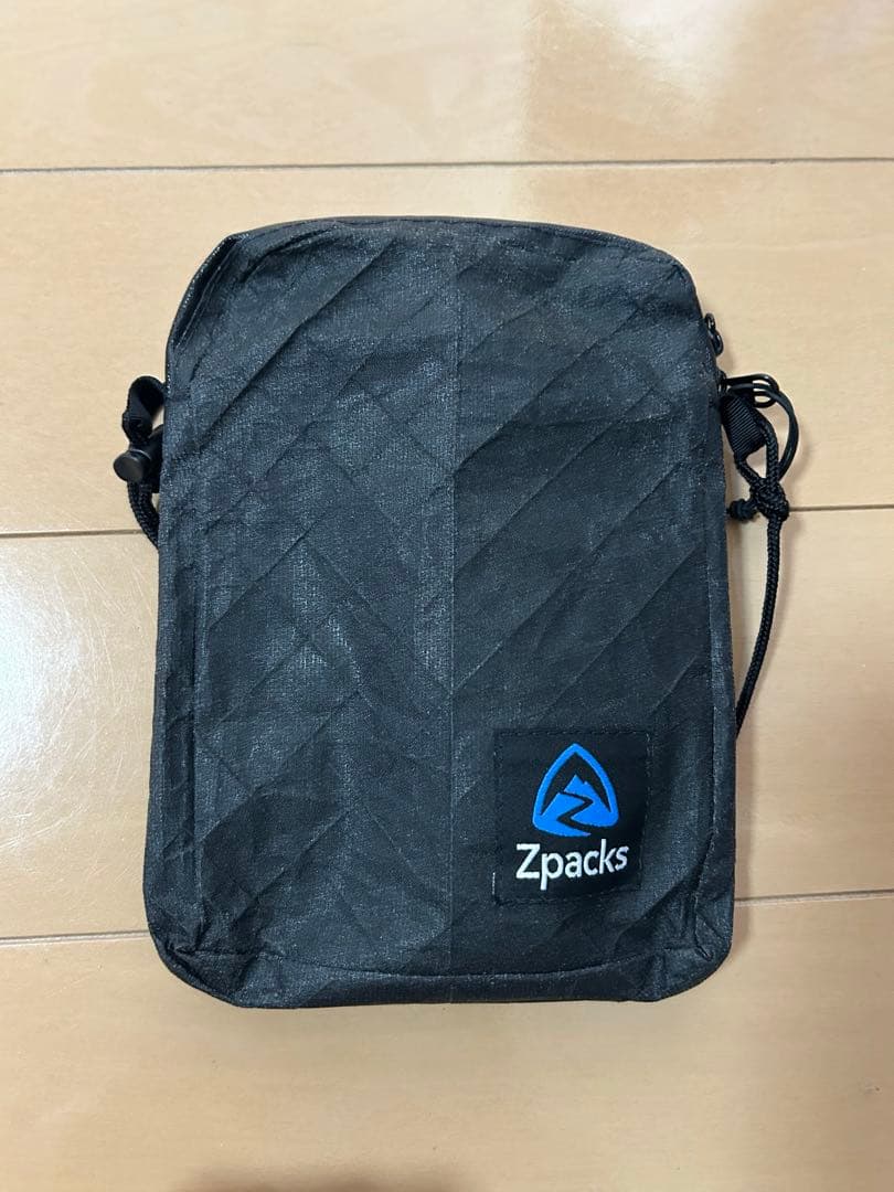 【ほぼ新品】zpacks パスポートケース