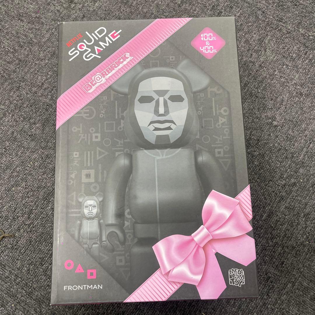 e♡　　イカゲーム BE@RBRICK(ベアブリック) 400%100%
