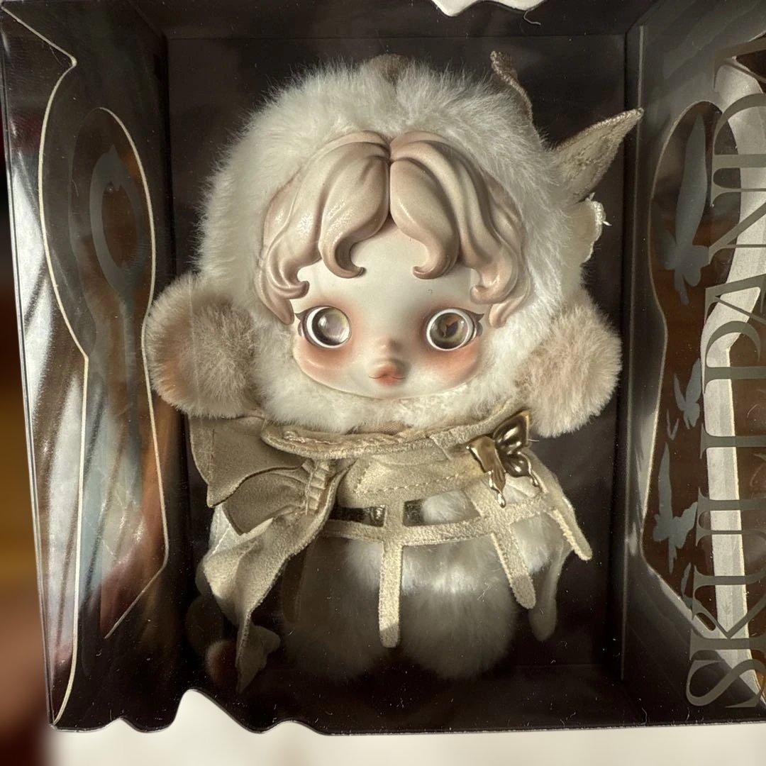 正規品 上海限定SKULLPANDA 围与困 ぬいぐるみペンダント