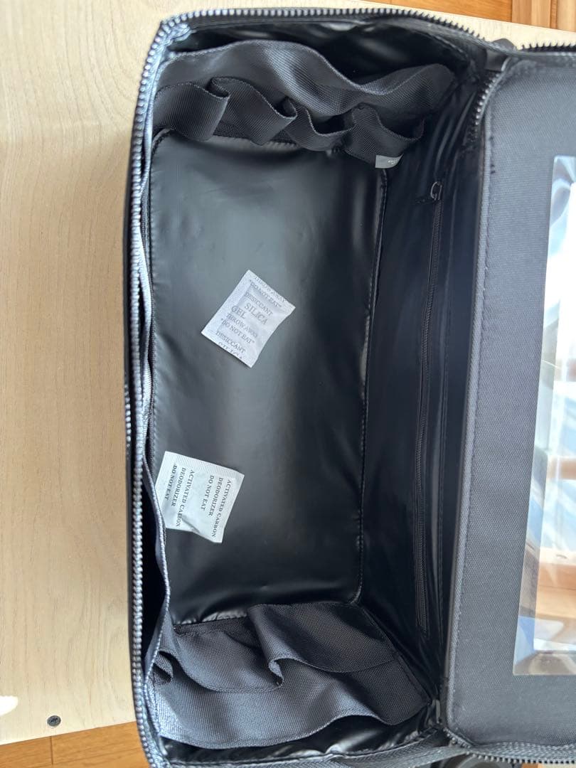 海外限定‼︎大容量　コスメポーチ　carry all MAC