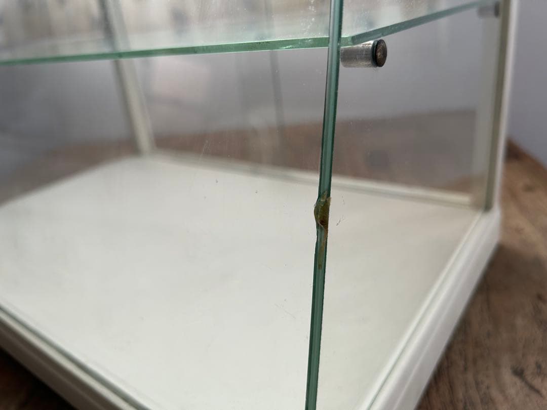 レトロ　台形ガラスショーケース