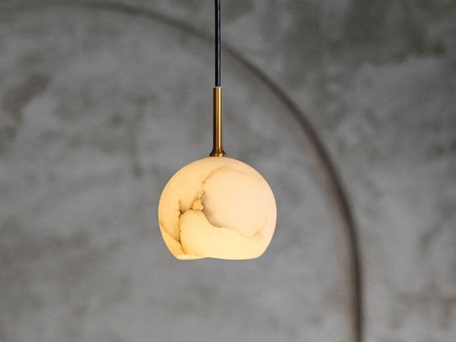 43000円の品　新品未使用　interform カルヴィア　ペンダントライト