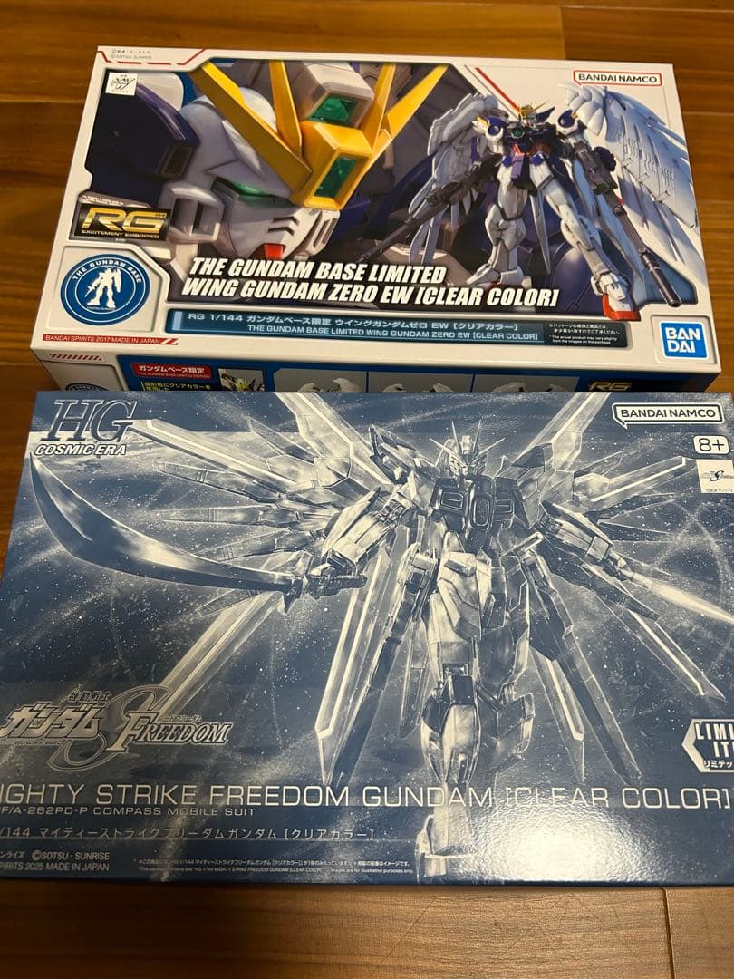 ガンプラまとめ売り【新品】RG ウイングゼロ　ＥＷ ＆HG マイティーフリーダム