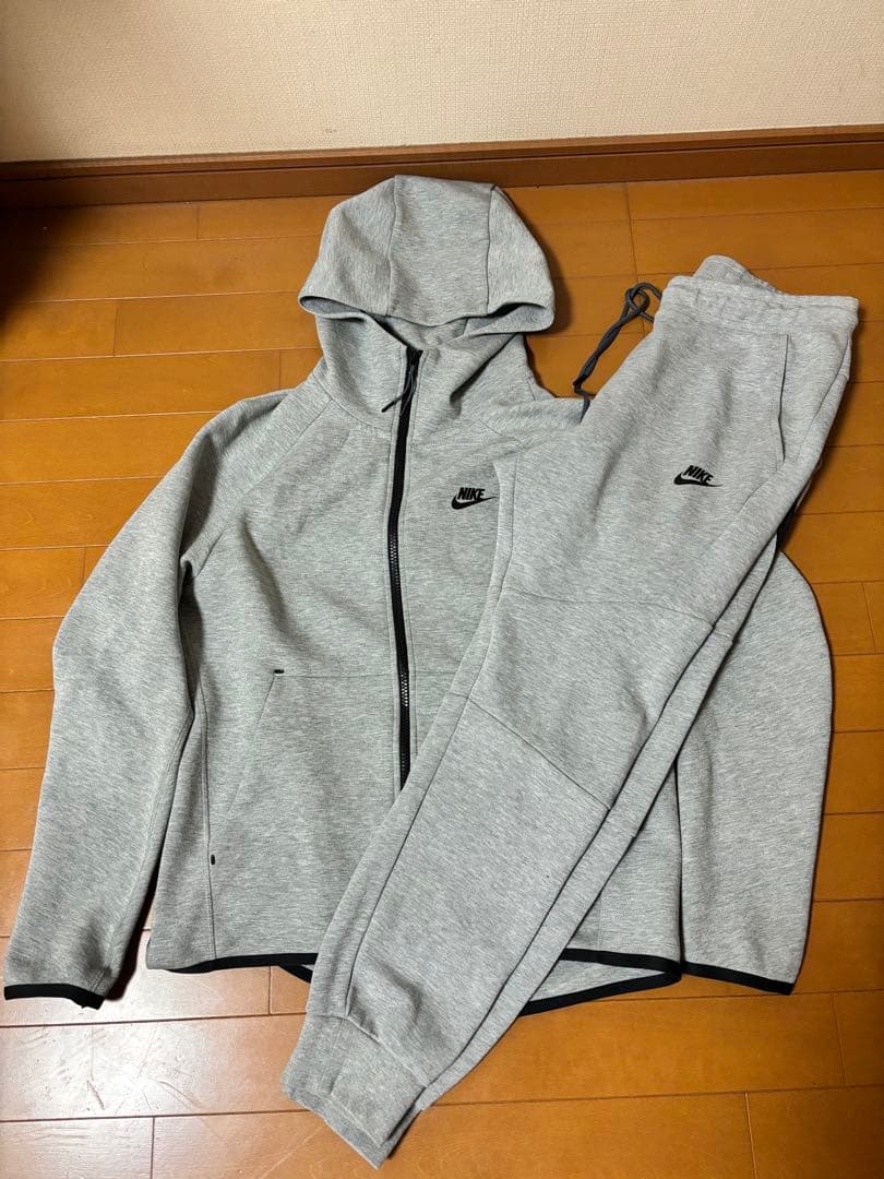 イラン軍　NIKEテックフリーススウェット上下セット サイズM