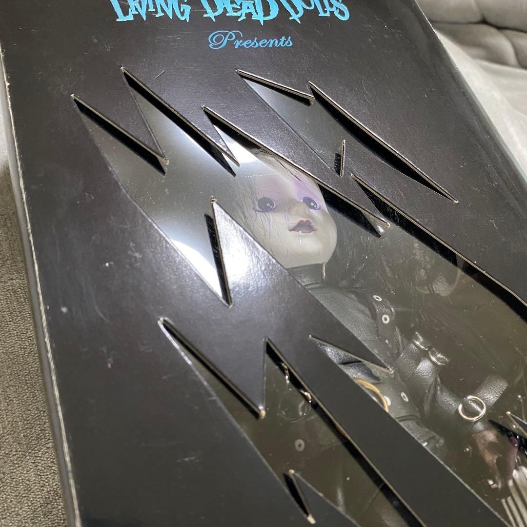 激レア　2005年　世界限定2000体　リビングデッドドールズ　シザーハンズ