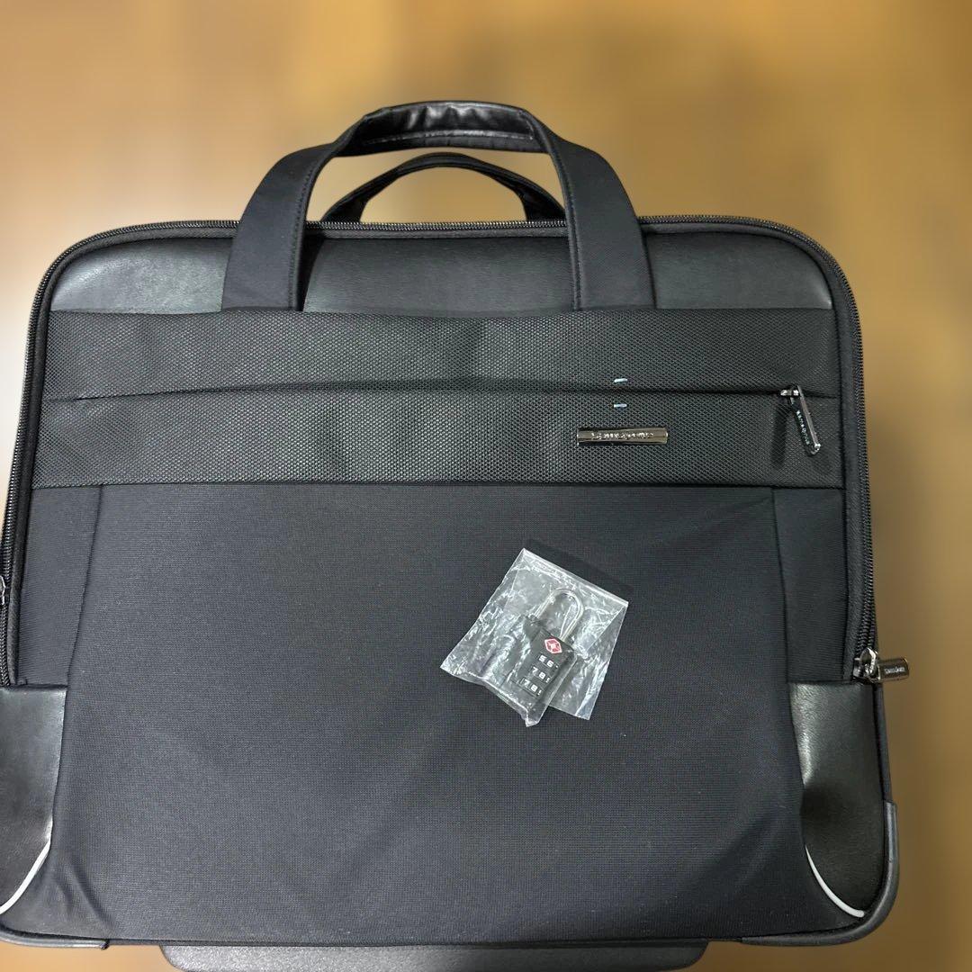 美品　Samsonite ROLLING TOTE BLACK