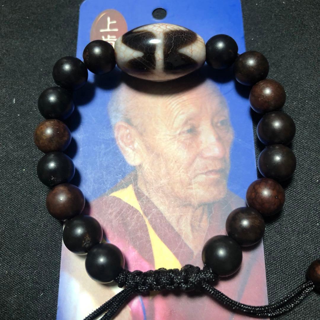 西蔵天珠‼️西蔵老礦龍紋米粒型双虎牙天珠老玉珠ブレスレット（念珠）