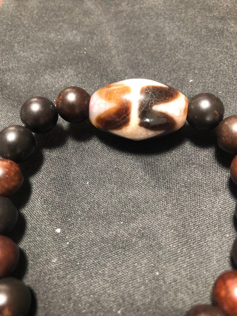 西蔵天珠‼️西蔵老礦龍紋米粒型双虎牙天珠老玉珠ブレスレット（念珠）