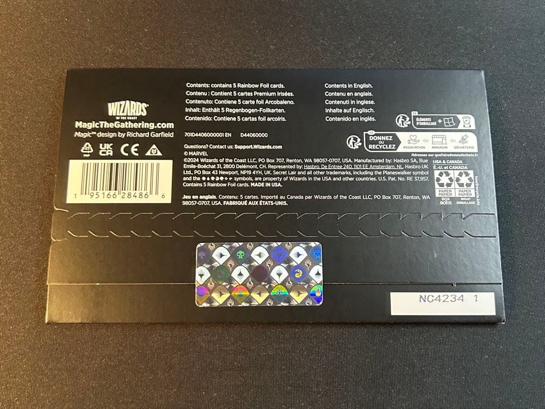 MTG【Foil】Marvel's Wolverine １箱