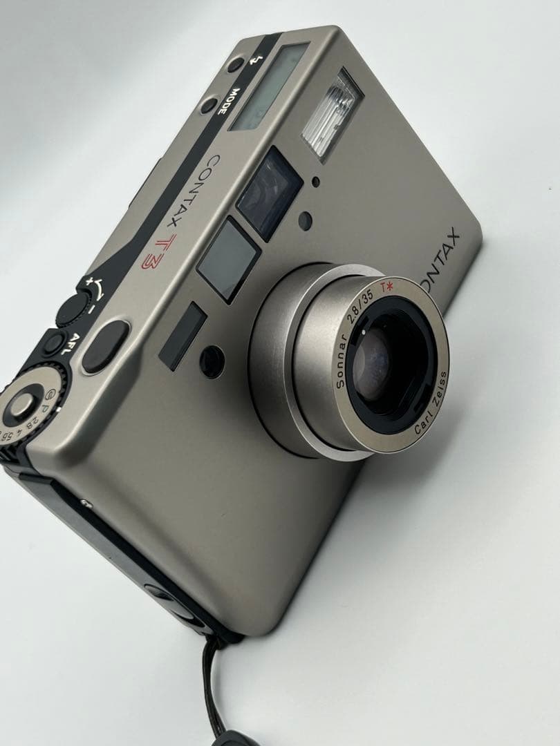 美品　CONTAX T3（ジャンク品）　ケース付き