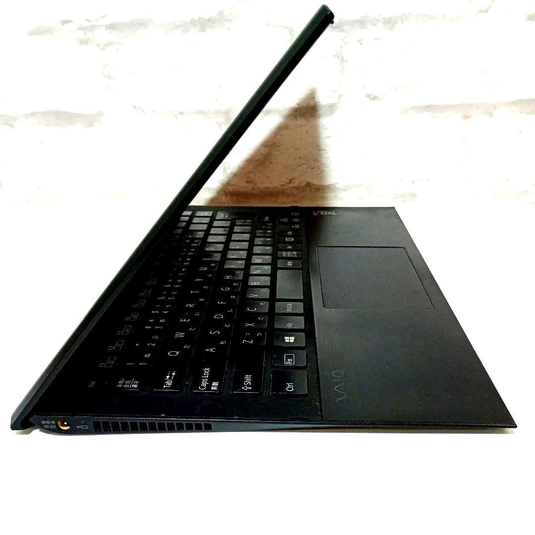 Sony VAIO i7 SSD512GB バッテリー9時間超 残量99％