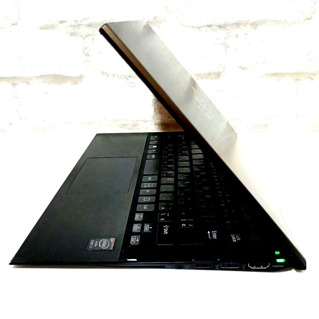 Sony VAIO i7 SSD512GB バッテリー9時間超 残量99％
