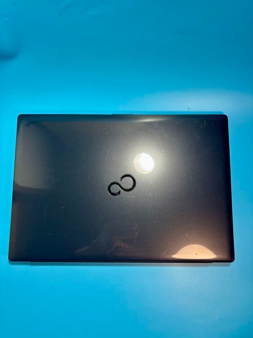 富士通 LIFEBOOK AH77/E3 i7 1165G7 2TB 32GB