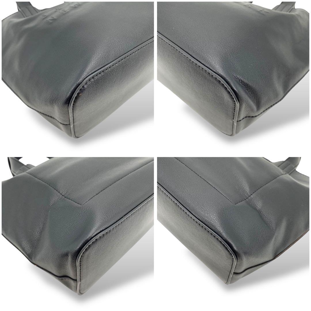 【極美品】バーニーズニューヨーク ハンドバッグ エンボスロゴ レザー ブラック