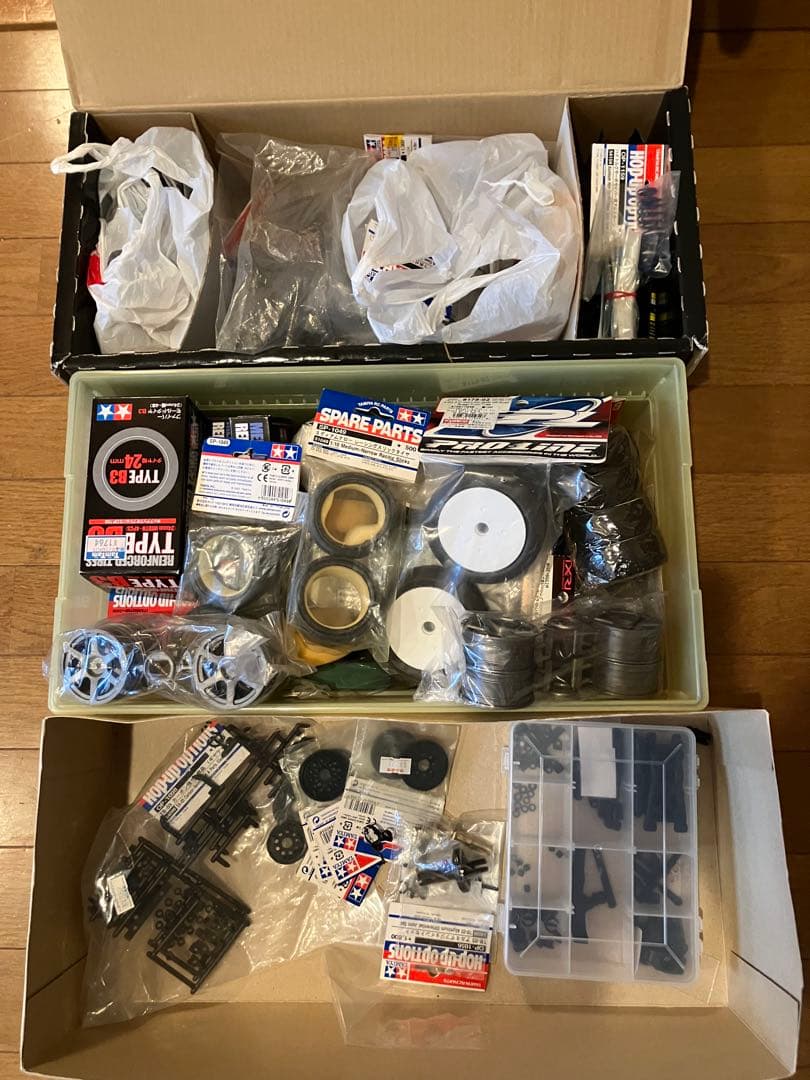 タミヤ他　タイヤホイール他パーツ多数