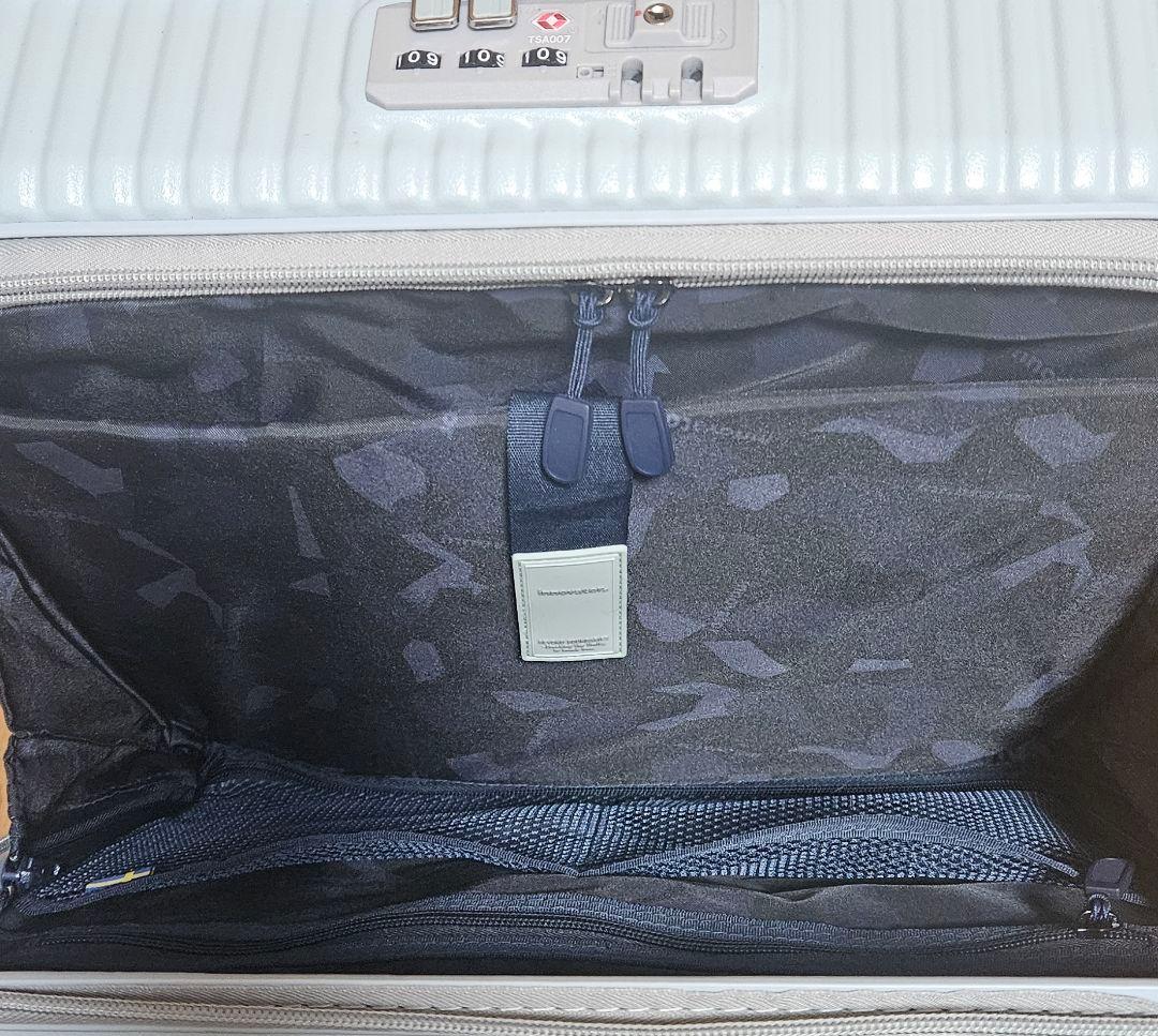 イノベーター スーツケース 33L ペールブルー