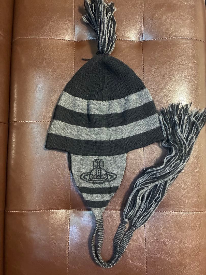 Vivienne Westwood 正規品 オーブ フリンジ 耳当て付きニット帽