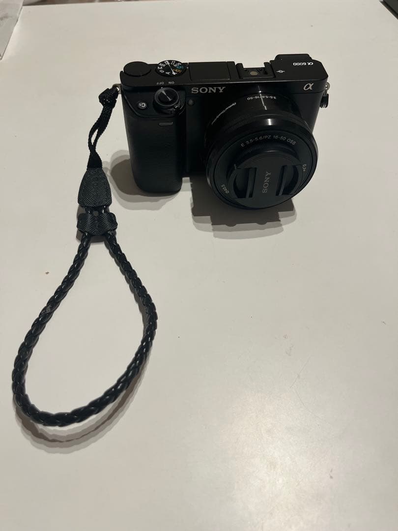 SONY α6000 ミラーレス一眼 24.3MP