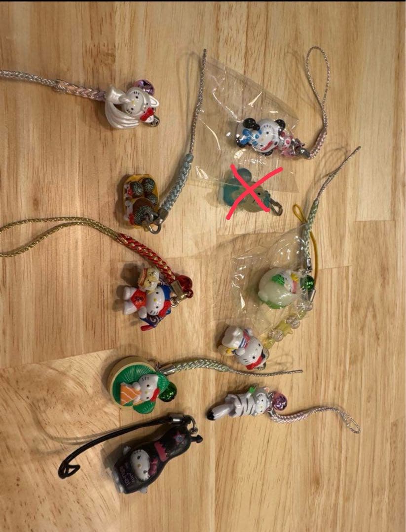 新春セール☆ハローキティストラップ