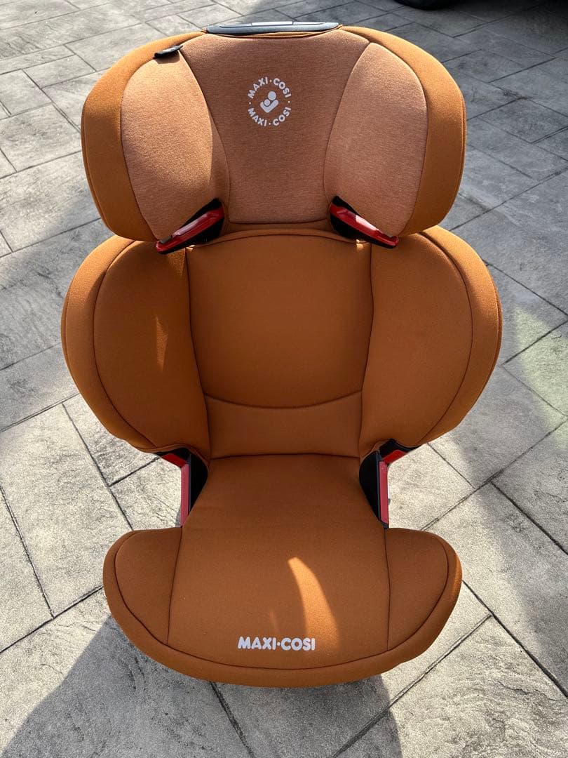 MAXI-COSI ジュニアシート ブラウン ロディフィックス エアプロテクト