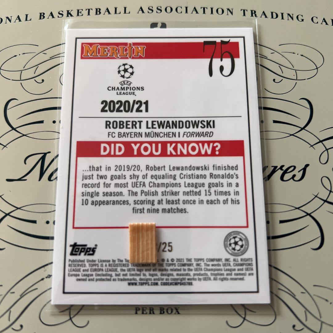 ロベルト レヴァンドフスキ Topps オレンジ 25枚限定 激レア