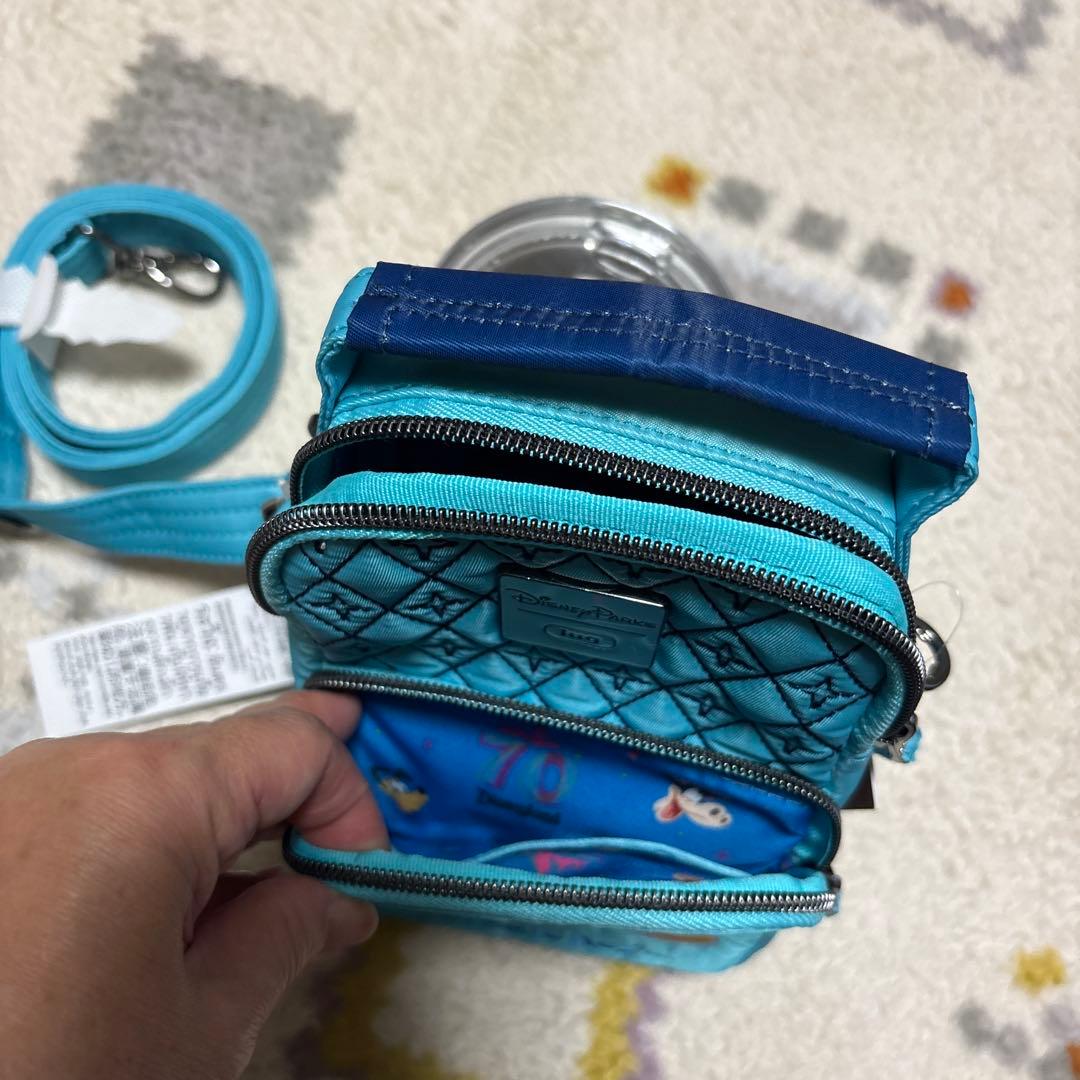 新品カリフォルニア ディズニー 70周年記念グッズ ショルダーバッグ