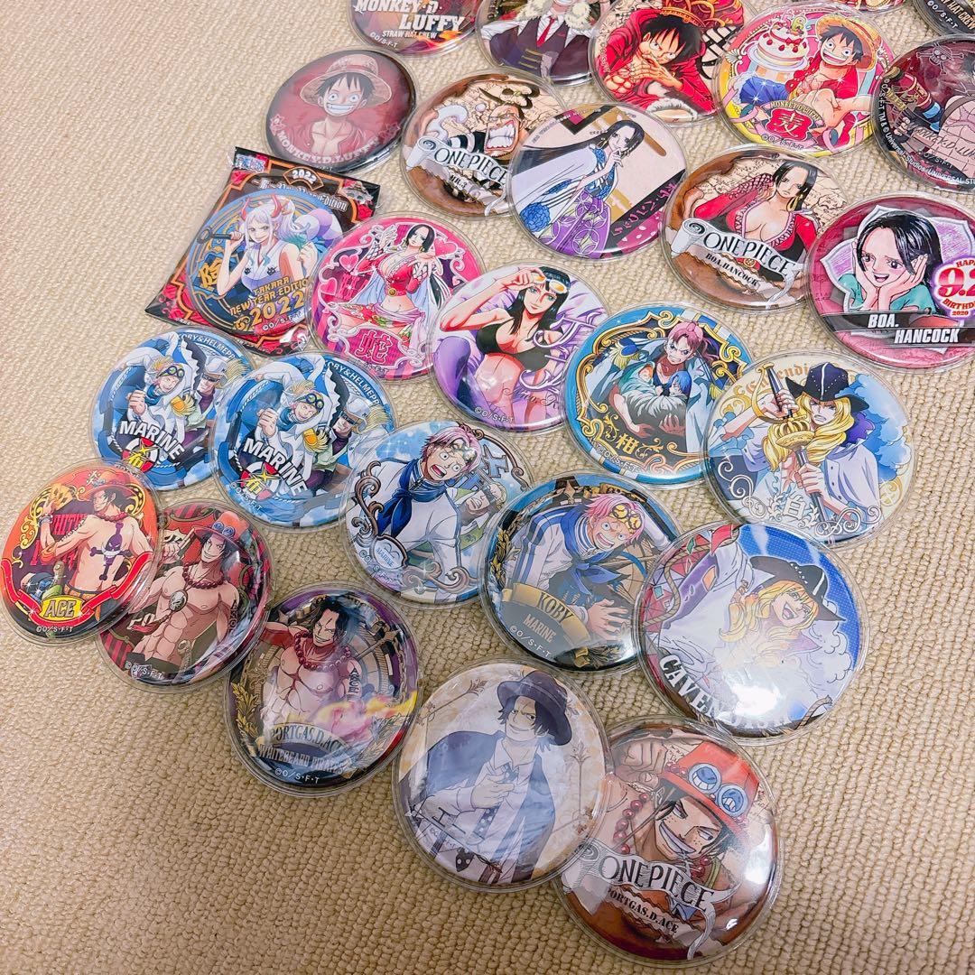 日本限定ONE PIECE ルフィ ロー サボ エース 輩缶バッチ 53個セット