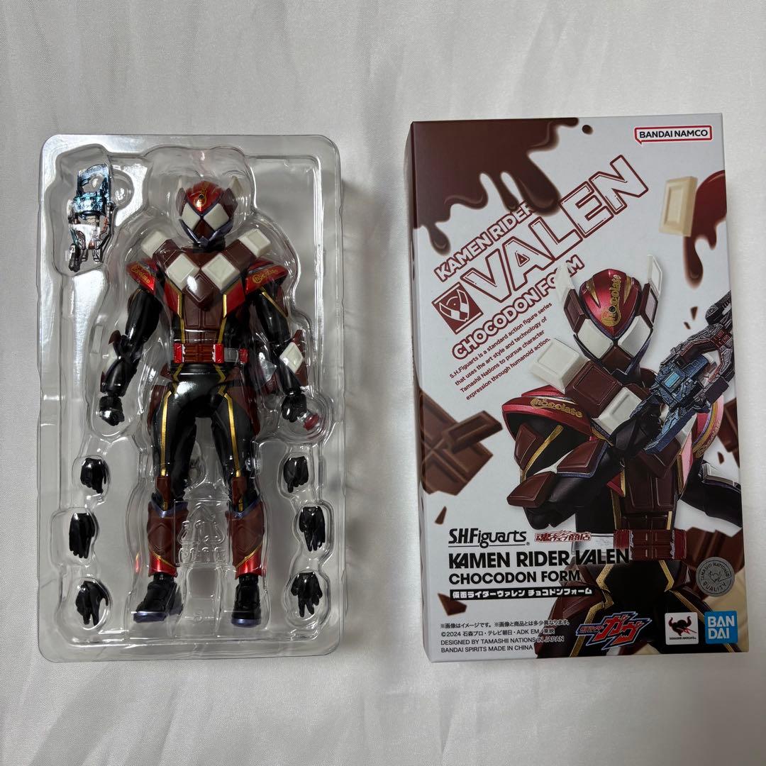 【美品】S.H.Figuarts 仮面ライダーガヴ・ヴァレン・ヴラムセット