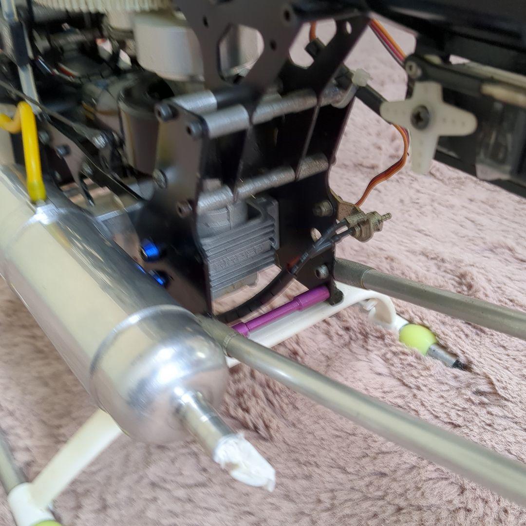 ヒロボーHirobo Shuttle RG RCヘリコプター ［中古品]