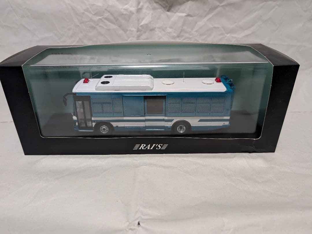 2018 警察本部警備部機動隊大型人員輸送車両 レイズ ヒコセブン